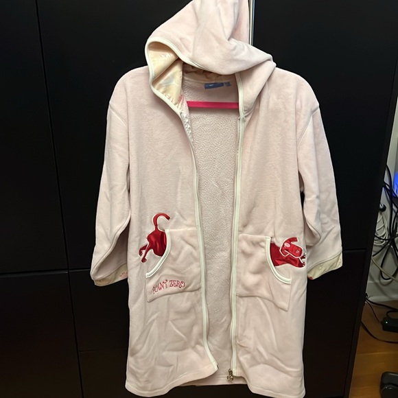 Cozy Point Zero sleepwear robe for winter - Picture 2 of 3